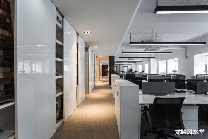 办公室|龙吟师傅教大家调节办公室阴气过重