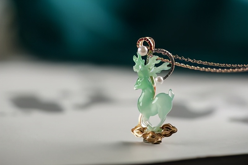 翡翠|鉴别最值得收藏的绿色翡翠