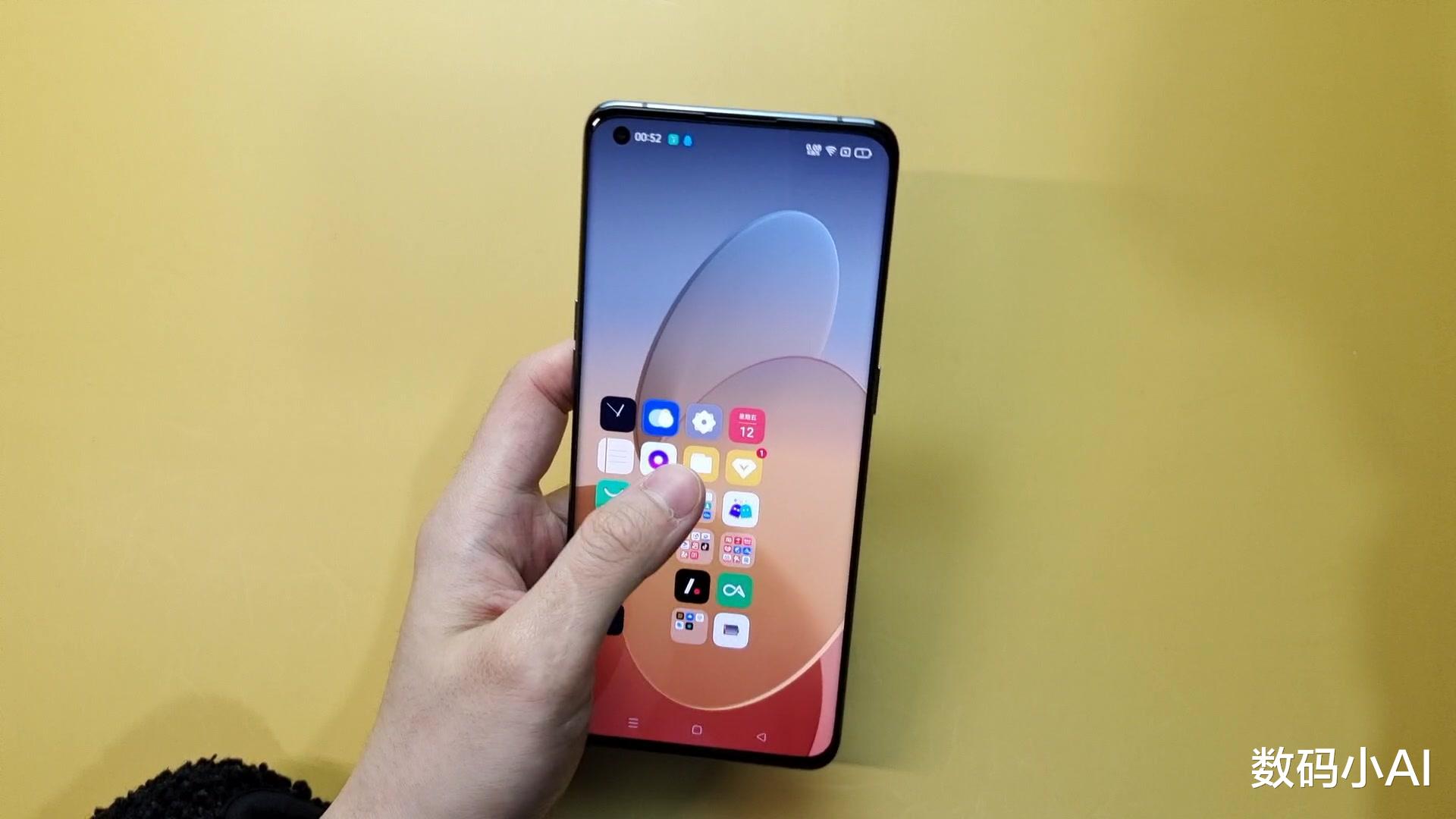 OPPO|半年降价700元，10bit屏+骁龙870，OPPO送无线充电器