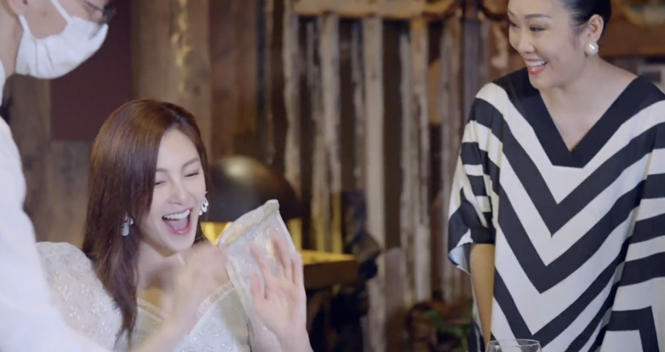 陈红|张雨绮晒照首秀恩爱，和李炳熹约会跳舞接吻，称每天都像第一天