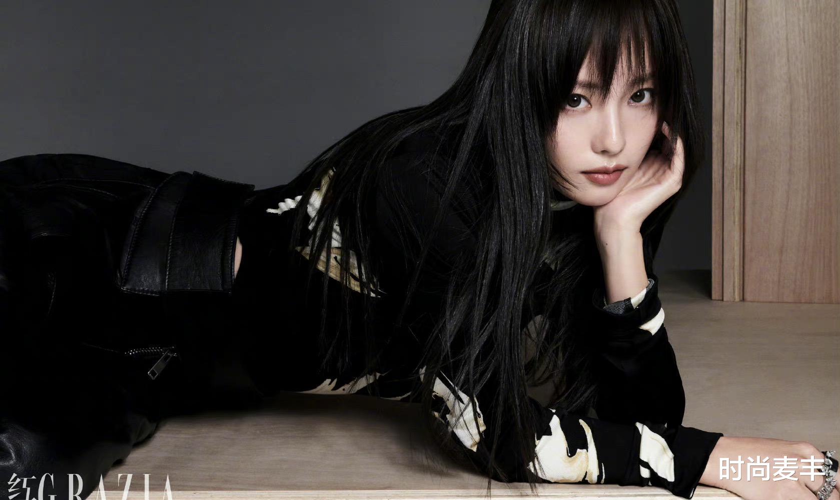 时尚麦丰|张嘉倪野性封面大片，以黑色冷艳风为主，呈现不一样的感觉