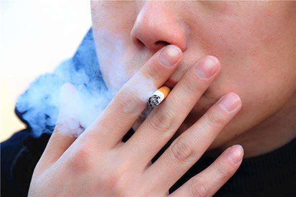 咳嗽|肺不好的人，全身或有5种“表现”，若占一个，及时查肺CT