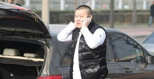 招魂|看完郭德纲的座驾，再来看郭麒麟的，果然是虎父无犬子！