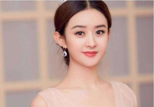 谢霆锋|她曾是赵丽颖替身，趁颖宝怀孕时疯狂接戏，如今30岁2人平起平坐