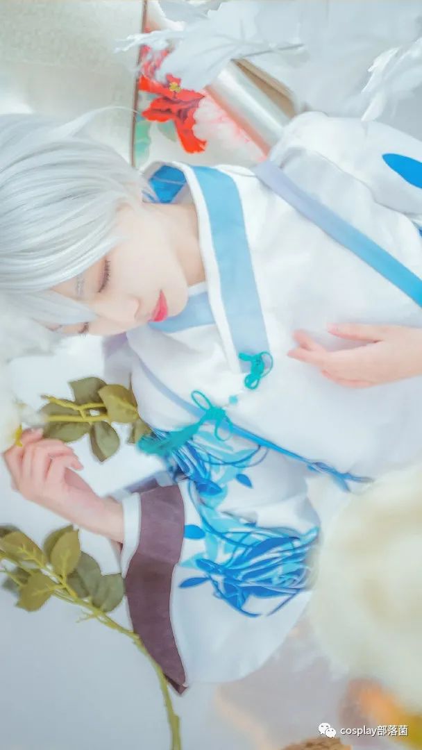 玫瑰|cos：言和玫瑰常服cos正片@橘子