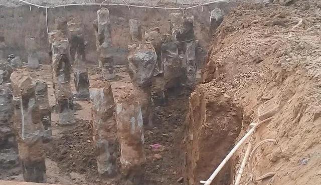 混凝土|盖房的高度取决于什么？是取决于地基吗？自建房怎么做地基？
