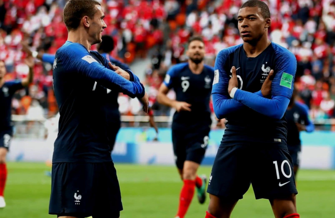 法国队|欧洲杯: 德国VS法国，德法大战德国赢少输多，巅峰法国剑指冠军