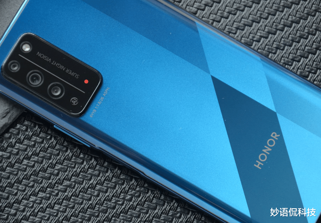 华为鸿蒙系统|从2399跌至1434,麒麟820+鸿蒙OS,极具性价比的一款手机