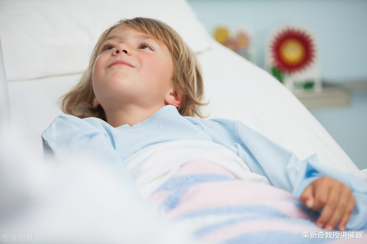 荣新奇教授讲催眠|双相情感障碍患者的家庭干预措施有哪些?