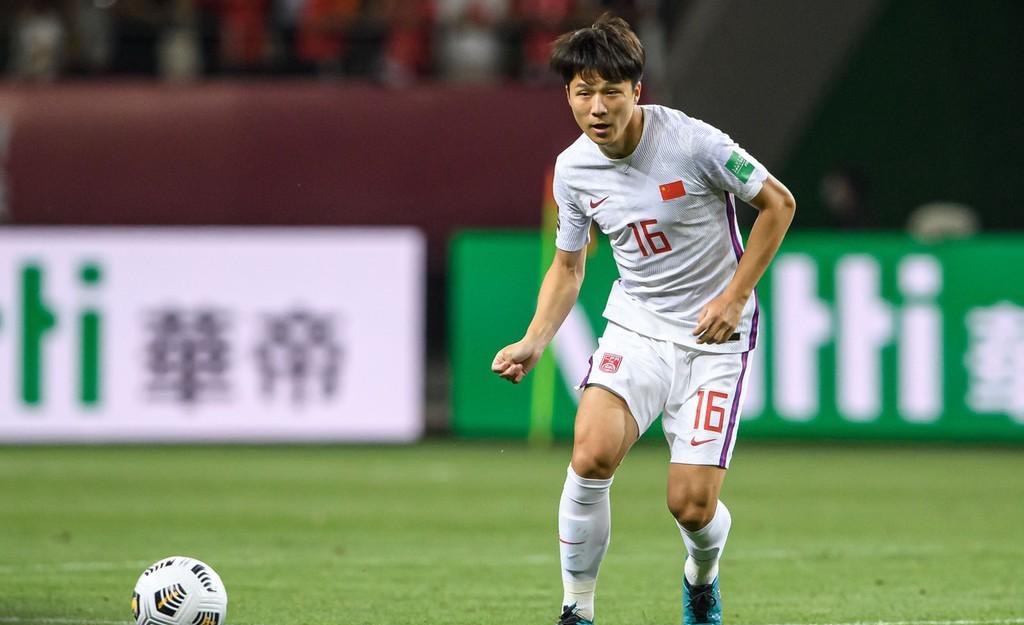 李铁|CCTV5直播中国队VS马尔代夫，李铁不避嫌重用明天？小摩托离开赛区