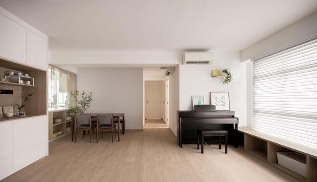 111㎡做了示范，不装沙发、电视，舍弃传统客厅，更适合有孩子家庭