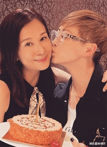 汤盈盈|汤盈盈2个女儿长大了，8岁大女儿神似父亲，小女儿很漂亮