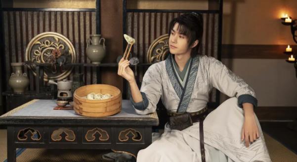 董洁|杨幂《斛珠夫人》成功上星，《有翡》却只能网播，赵丽颖输在哪？