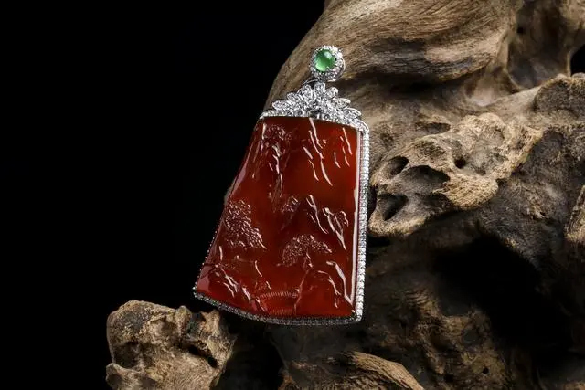 翡翠|翡翠的正色和偏色，你会分辨吗？