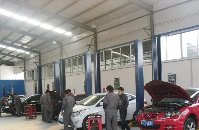 阳光语言矫正说|“玻璃大王”曹德旺被超越？信义集团老板身家680亿，已后来居上