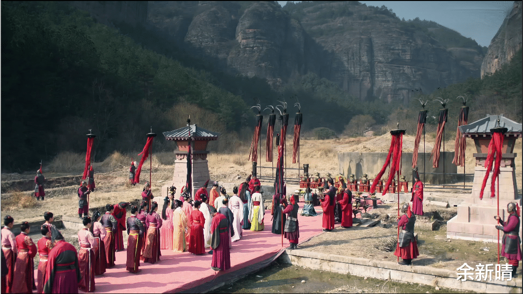 张智霖|芈月传:从陵园祭祀就可以看出,芈姝和芈月一开始结交就各怀鬼胎