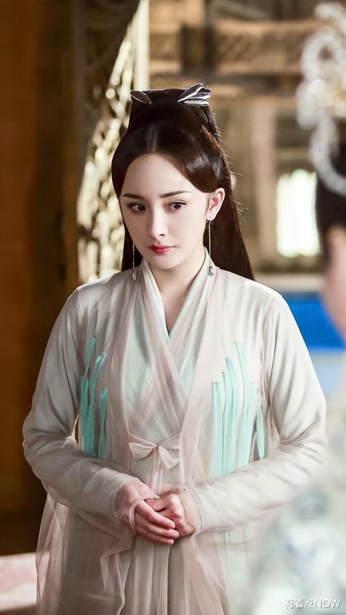 杨幂|她们曾经灵气四溢，如今荧幕上却见疲惫，这些年究竟经历了什么？