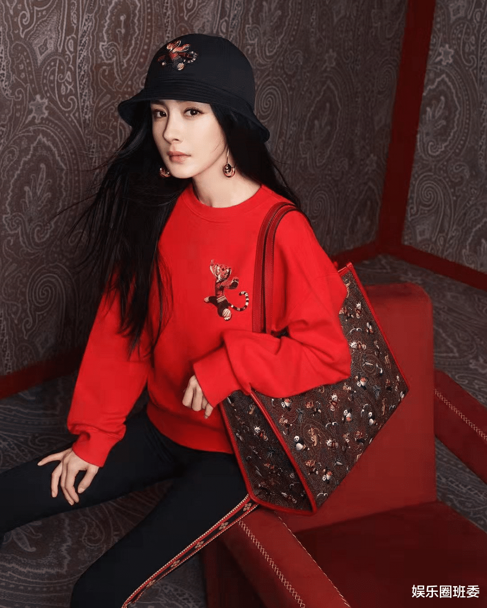 杨幂|杨幂与神秘大咖迎本命年，罕谈离婚后感情生活：天天都想谈恋爱