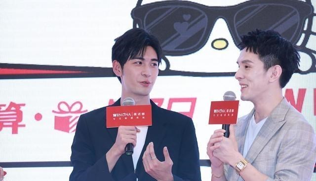 薇娅|双12关键时刻李佳琪薇娅齐上阵，但双12为何还是想凉了？