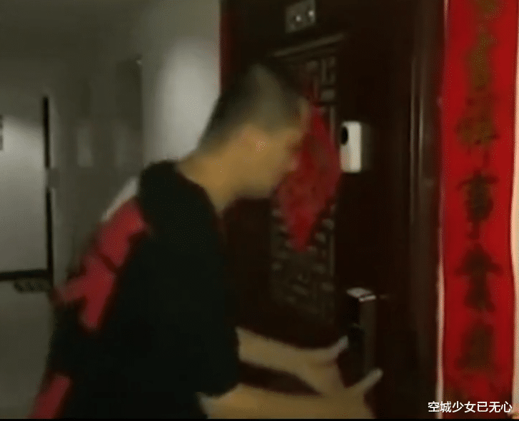 电池|2680元网购智能锁,太安全房主都进不去,商家:是你其他锁有问题