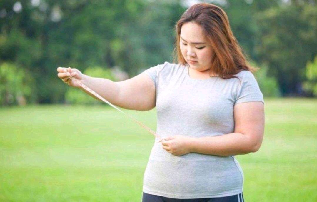 发型 减肥时期如何饮食为好？提醒：若不想腰上长赘肉，忌4物