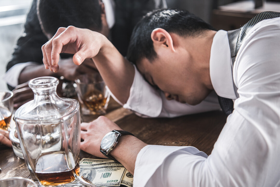 睡眠|戒酒多长时间，才算戒酒成功了？身体出现4个变化，基本成功了