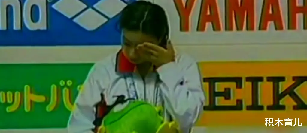 积木育儿|忘年恋、嫁豪门、直播带货，中国三代跳水女皇的“精彩”人生