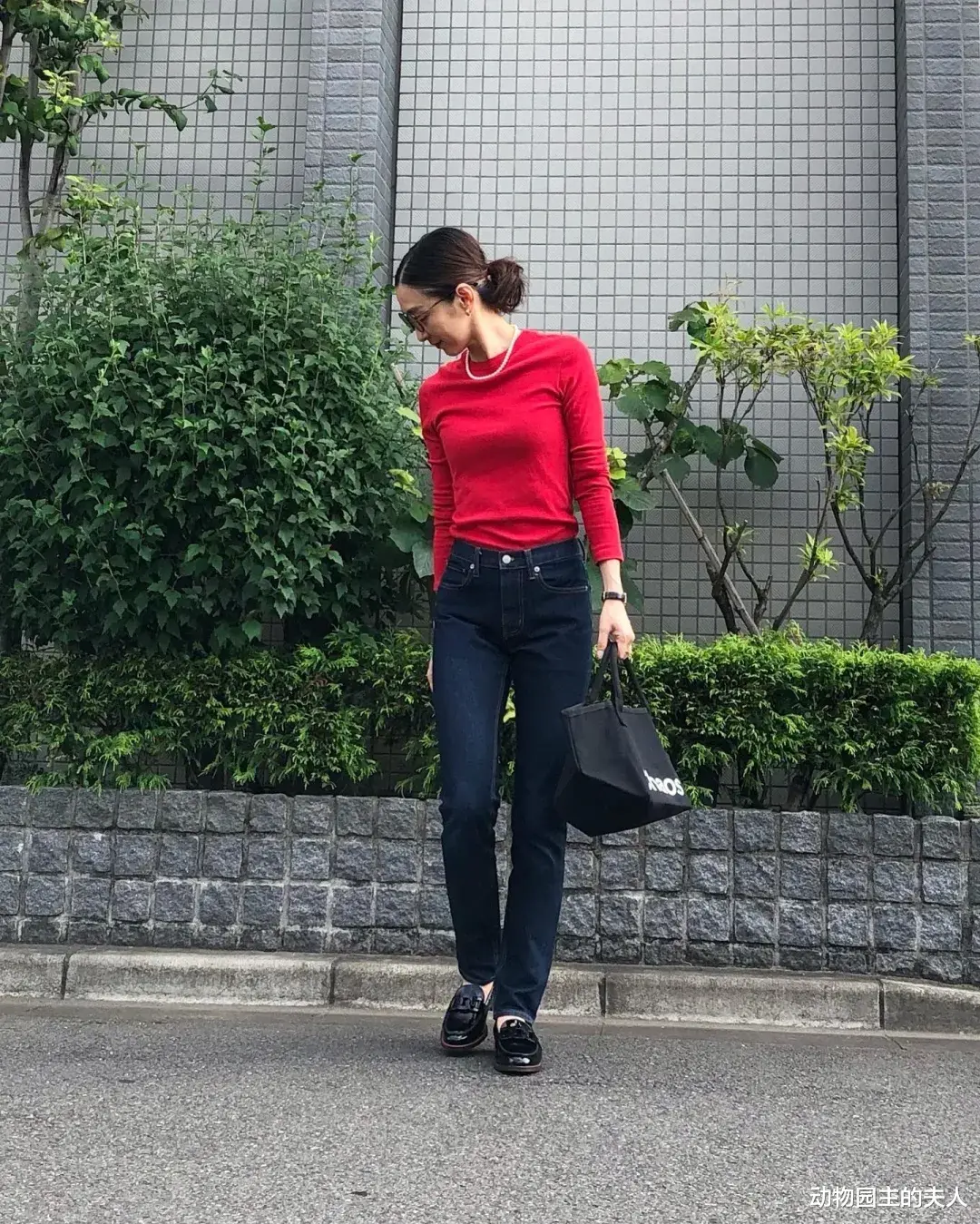 动物园主的夫人 日本博主街拍汇总 冬季大衣里面怎么穿