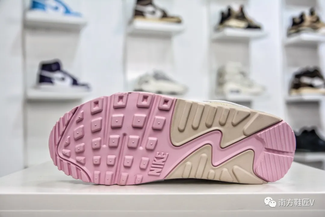 南方鞋匠|清新造型，Nike Air Max 90 奶希粉白，小仙女上脚?