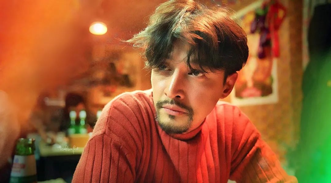 胡歌|39岁胡歌又上热搜！逃跑捡垃圾8年：做明星没劲儿透了！