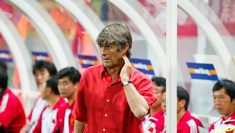 奶球妈咪聊|又伤2个，朱辰杰累得不想说话，李铁只练体能吗？难怪卡帅也抱怨