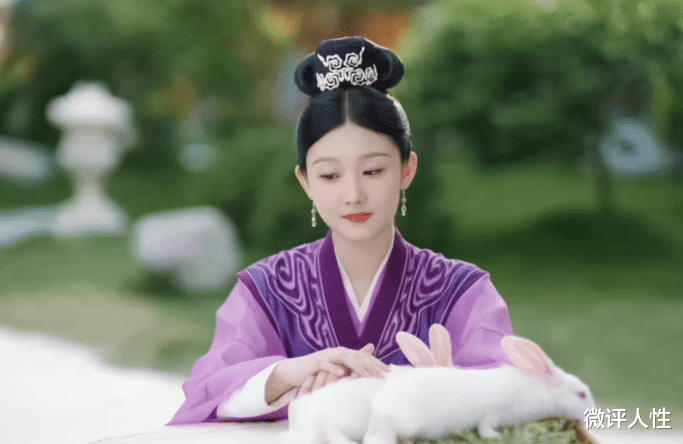 袁雨萱|袁雨萱新剧演短道速滑冠军，嘉行大方发文宣传，网友直呼不敢认