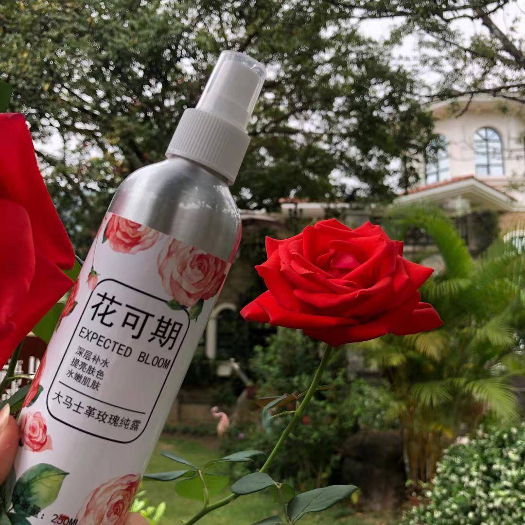果果聊时尚|毛孔粗大皮肤糙，皮肤暗黄？试试这几款爽肤水，提升皮肤水分
