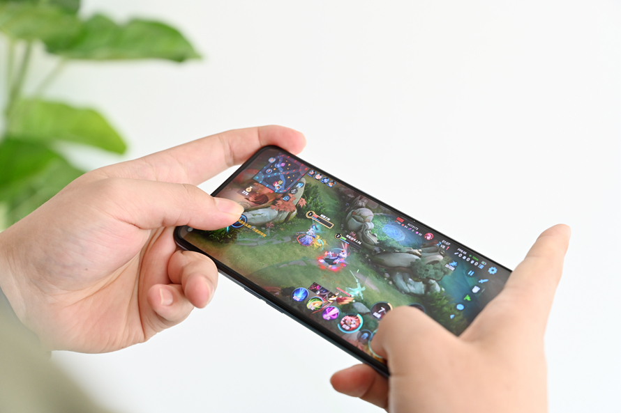 realme|年末购机首选，realme多个爆款机型迎来新低价，错过等一年