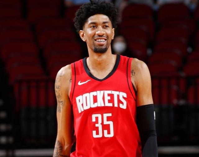 伍德|没有巨星命却有巨星病！伍德拒绝出场，小波特NBA生涯恐提前结束