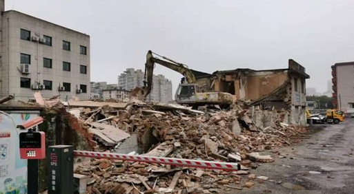 五年后，“楼梯房”和“电梯房”究竟谁更值钱？内行人3点概括