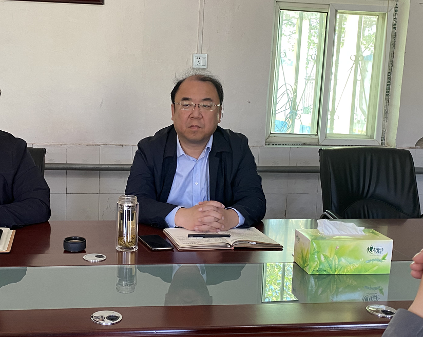 延津融媒 李泽宙到王楼镇实地调研环保及农村闲置宅基地盘活利用工作