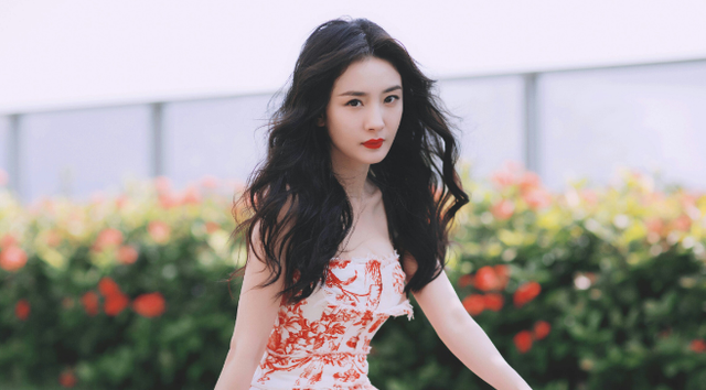杨幂|杨幂：因拍戏迟到被陈红踢出京圈，立志自己做老板，如今她做到了