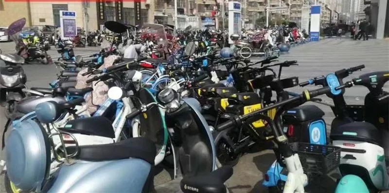 蚌埠广电 蚌埠共享电单车乱象丛生,恳请停止投放?官方回复......