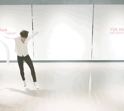 赵雅芝|GQ流程图析出：热巴假摔，李现下海，王嘉尔深夜忙健身