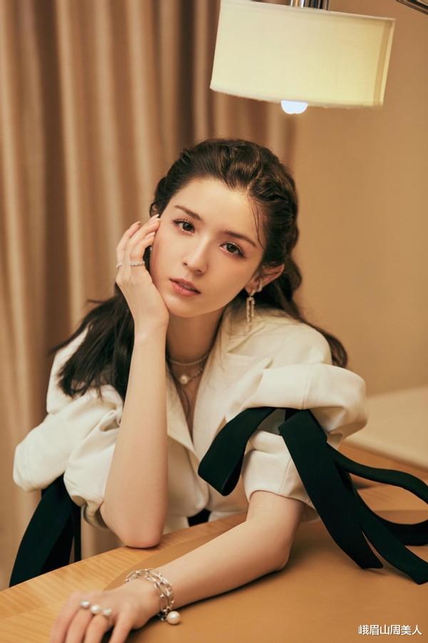 刘海|?不管女人年龄多大，扎发时都不要犯这3个错误，显脸大还掉价