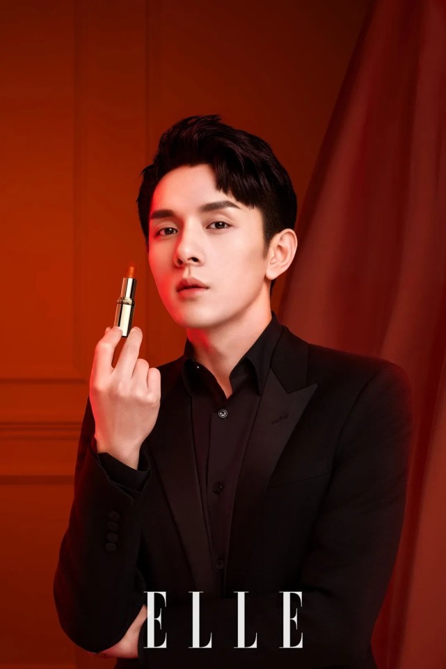 李佳琦|李佳琦:赚够2000万回老家,19年早已赚够2个亿,今疯狂直播拒不回家