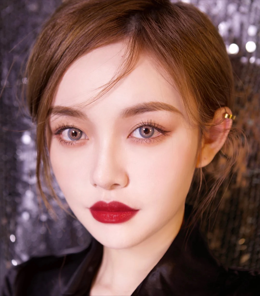 口红|黑黄皮女生闭眼入的3支口红，滋润不拔干，超显白！