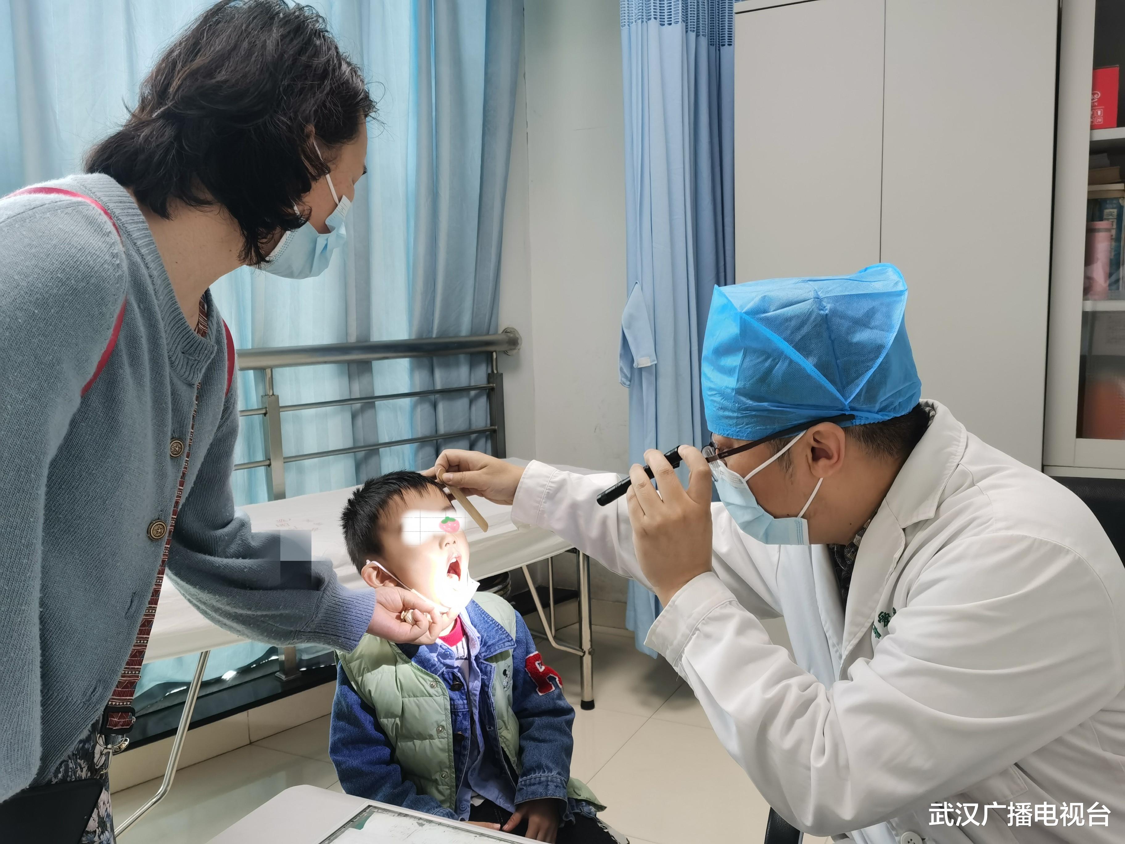 武汉广播电视台 乍暖还寒时候，儿童感冒抬头