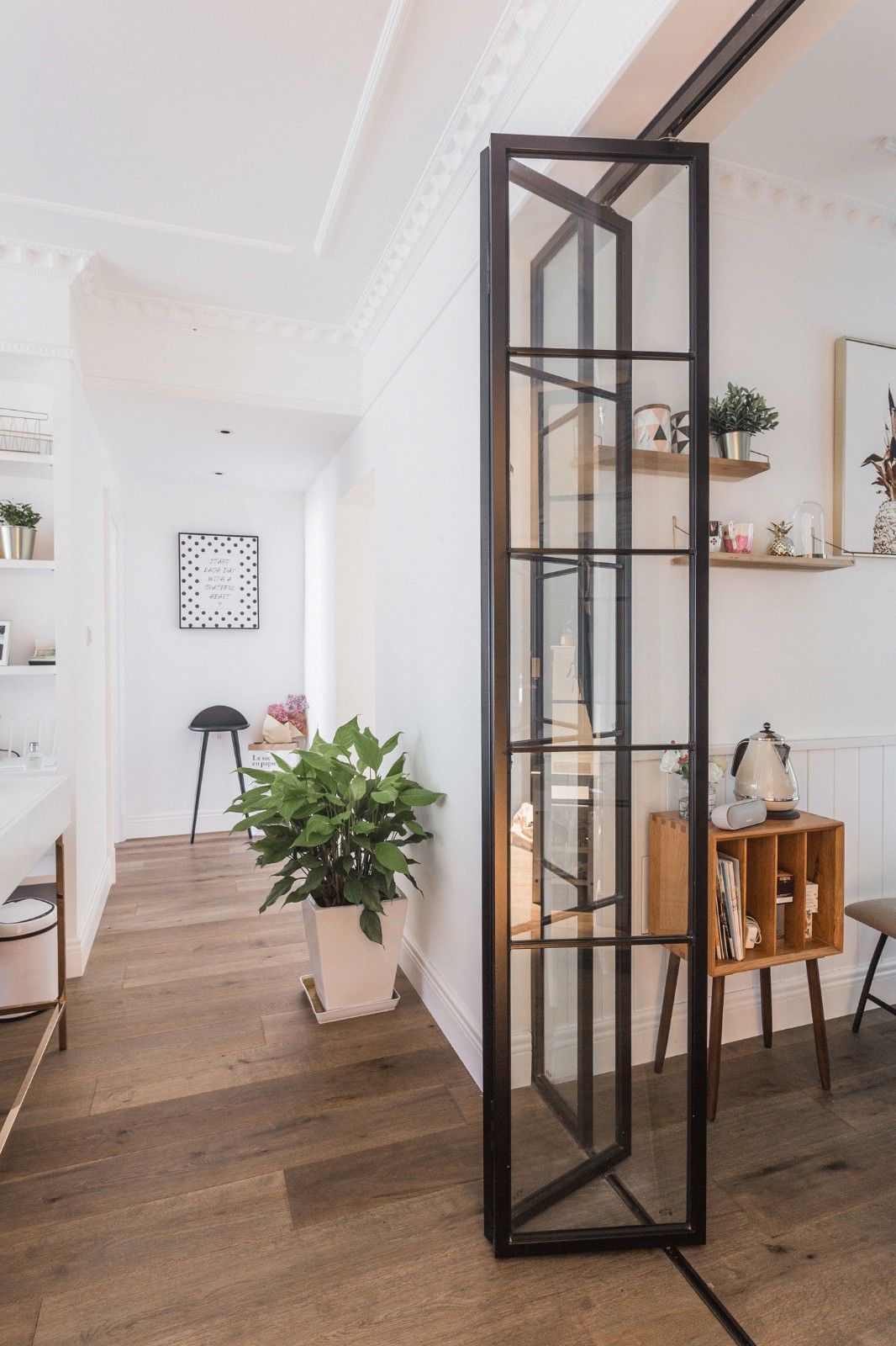 家居超人|年轻小夫妻的家，添加粉红色和圆形波点，满屋都是文艺青春的气息