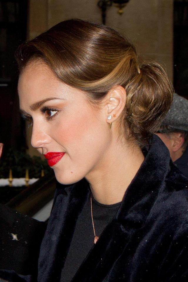 杰西卡·阿尔芭|全球最性感女人！17岁一夜爆红，极致美貌却被嘲票房毒药？