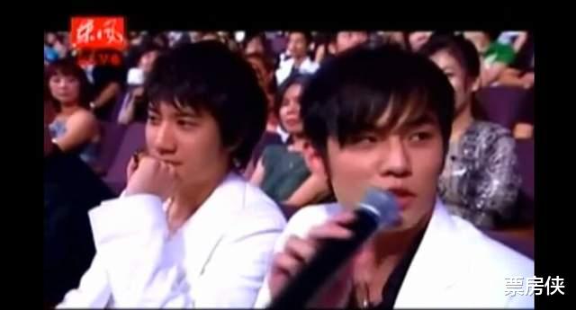 王力宏|42岁周杰伦为45岁王力宏庆生：20年的天王之争，终于分出了胜负