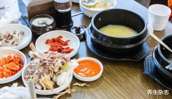 肝癌|一家四口经常腹泻，确诊肝癌，医生：频吃“1种菜”，铁肝也受不了