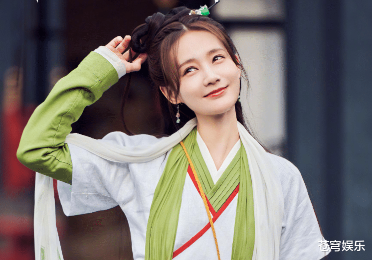 李一桐|一向演女主的李一桐，去《苍兰诀》当配角，得知她演谁后不平静了