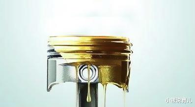 小筱说育儿|机油加多对发动机的影响